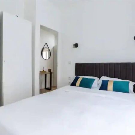 Roses Appartement Proche Sacree-Coeur/Montmarte Parijs Buitenkant foto